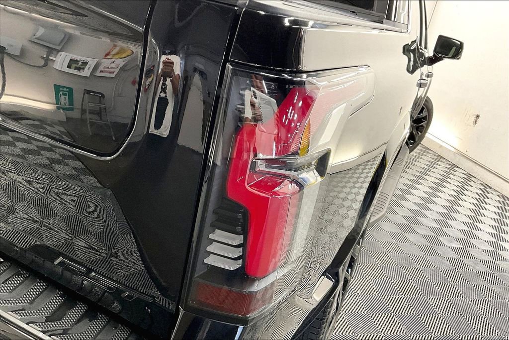 Used 2024 Chevrolet Silverado EV RST AWD/4WD image 27