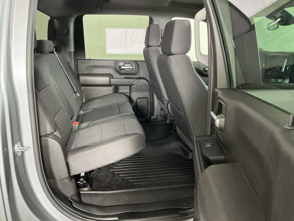 Used 2024 Chevrolet Silverado 2500 Custom w/ Custom Convenience Package AWD/4WD image 7