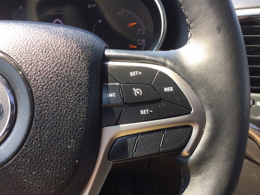 Used 2018 Jeep Grand Cherokee Altitude AWD/4WD image 29