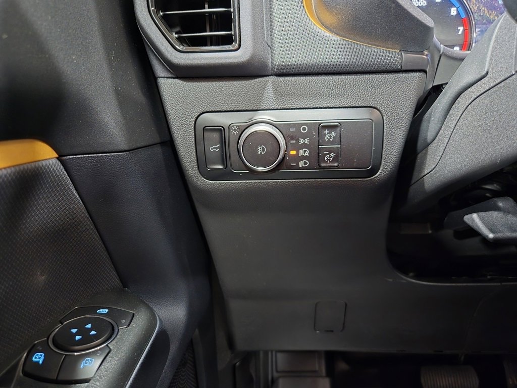 Used 2023 Ford Bronco Sport Badlands image 14