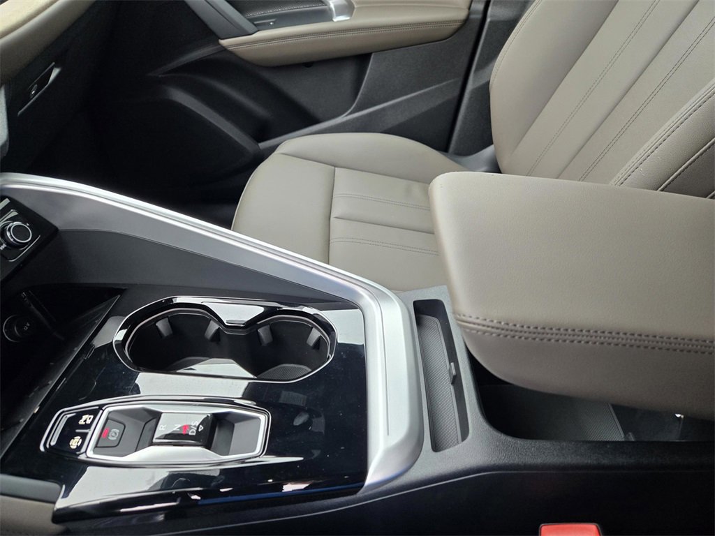 New 2025 Audi Q5 Premium Plus image 24