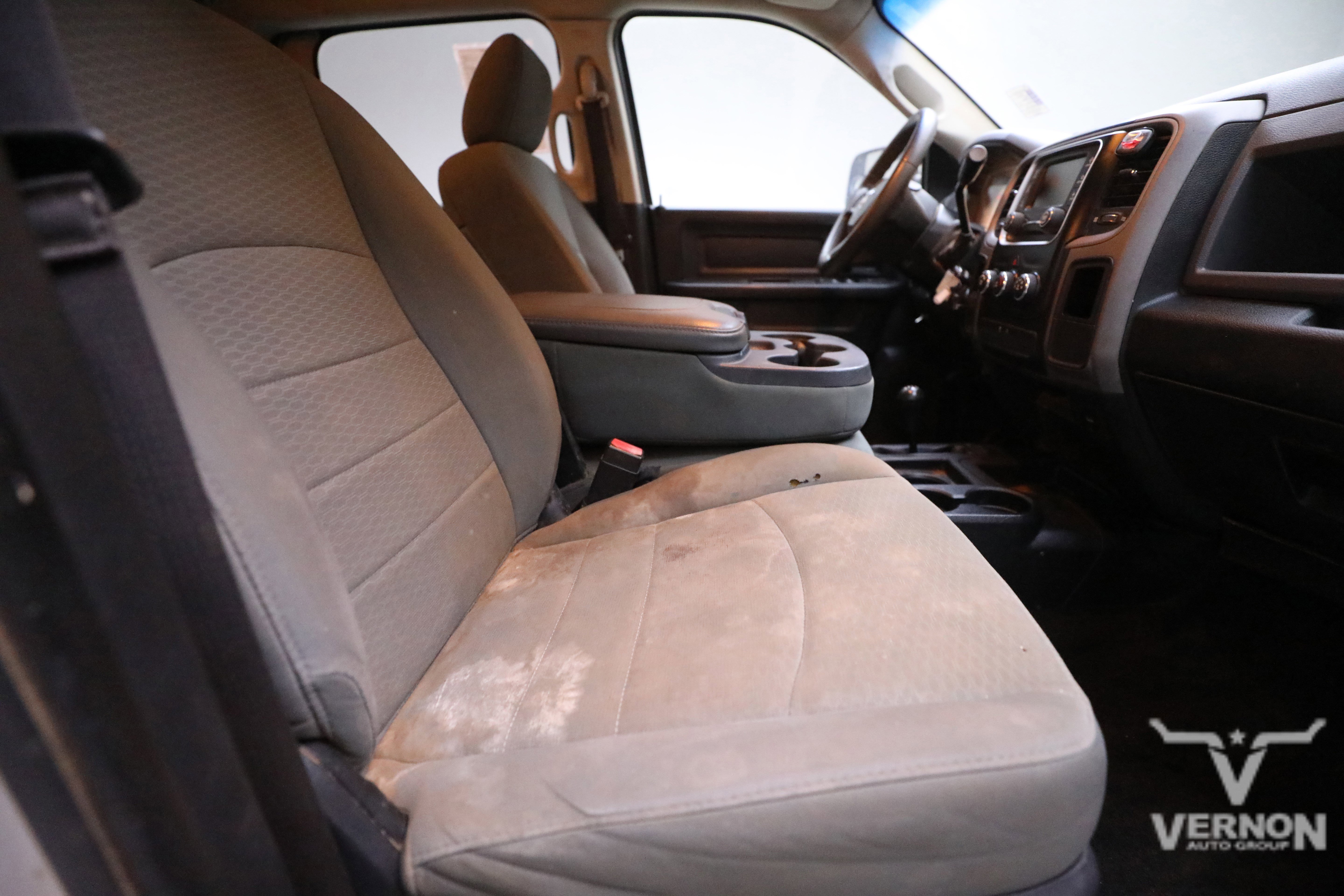 Used 2015 RAM 2500 Tradesman w/ Chrome Appearance Group image 11