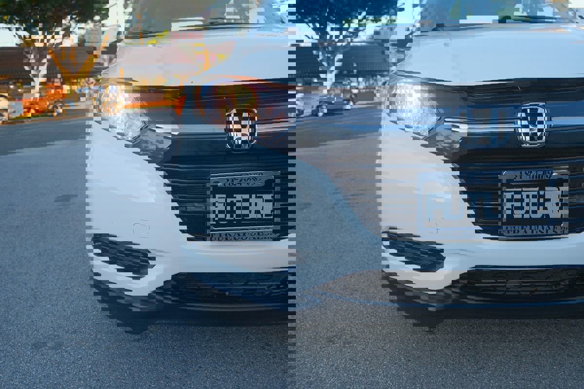 Used 2017 Honda HR-V LX image 39