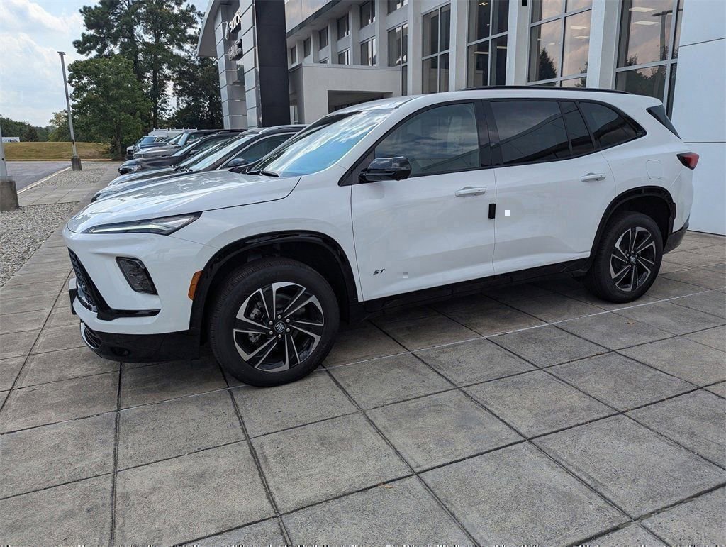 New 2026 Buick Enclave Sport Touring w/ Power Package image 4