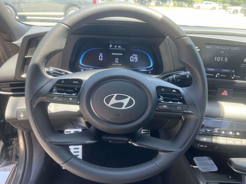 New 2026 Hyundai Elantra SEL Sport FWD image 19