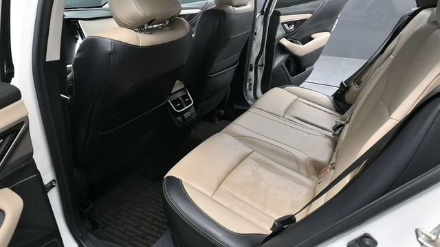 Used 2020 Subaru Outback Limited AWD/4WD image 13