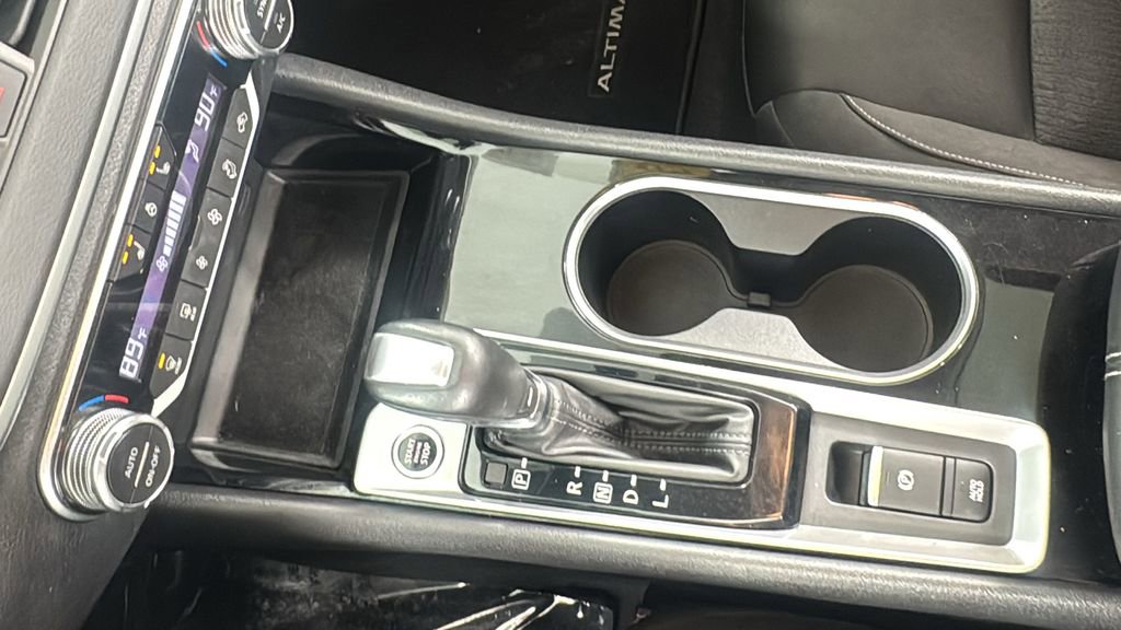 Used 2020 Nissan Altima 2.5 SV image 26