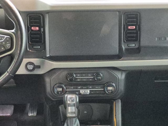 Used 2023 Ford Bronco Badlands AWD/4WD image 17