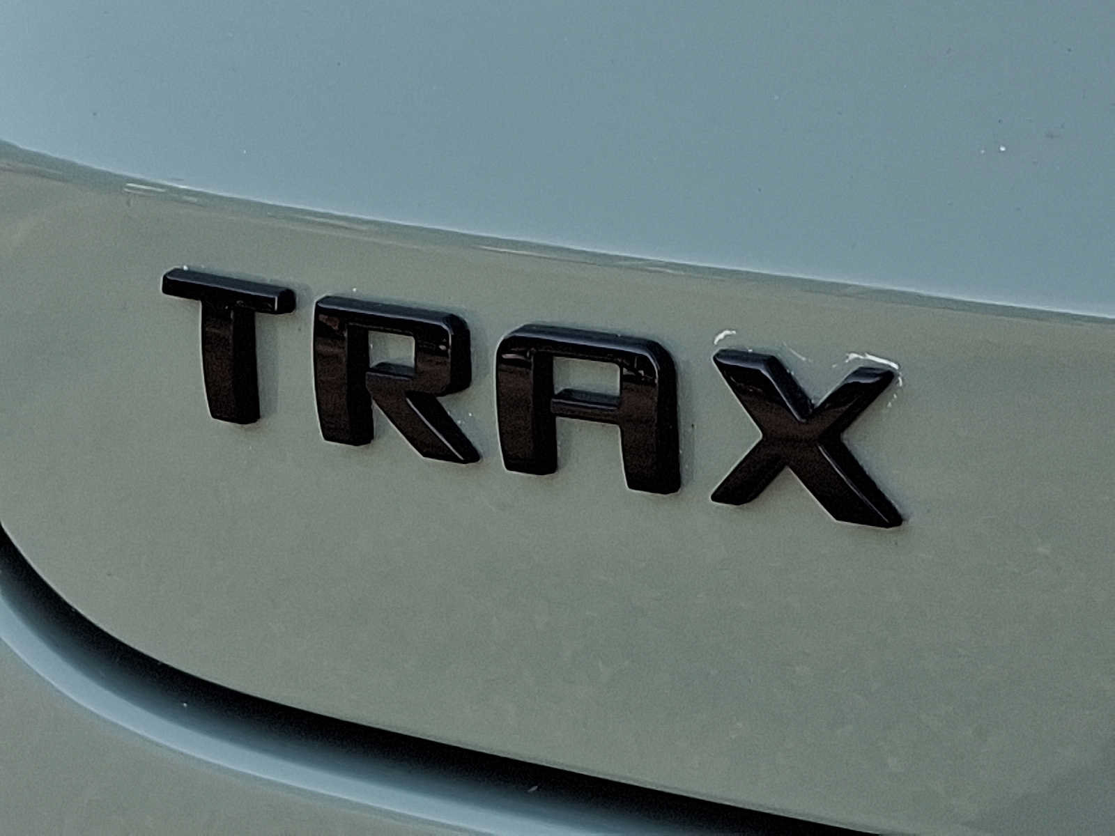 Used 2024 Chevrolet Trax RS w/ Sunroof Package FWD image 30