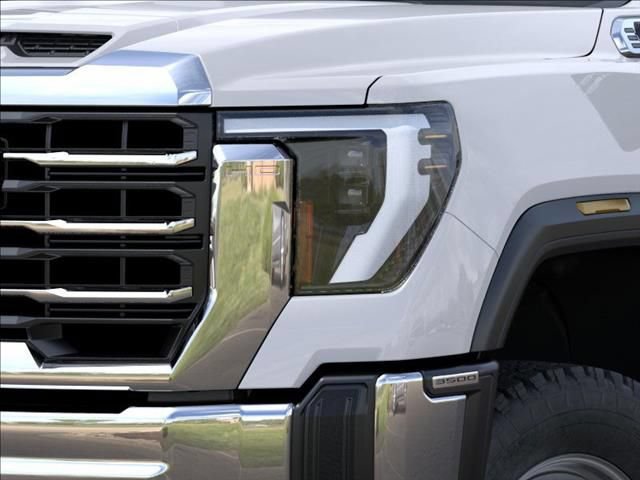 New 2025 GMC Sierra 3500 Pro w/ Convenience Package AWD/4WD image 10