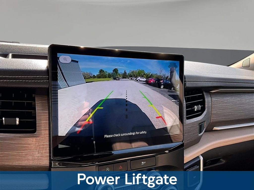 Used 2024 Ford Expedition Limited AWD/4WD image 18