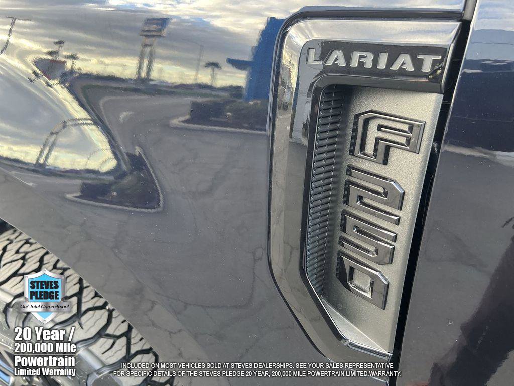 Used 2022 Ford F250 Lariat w/ Black Appearance Package image 33