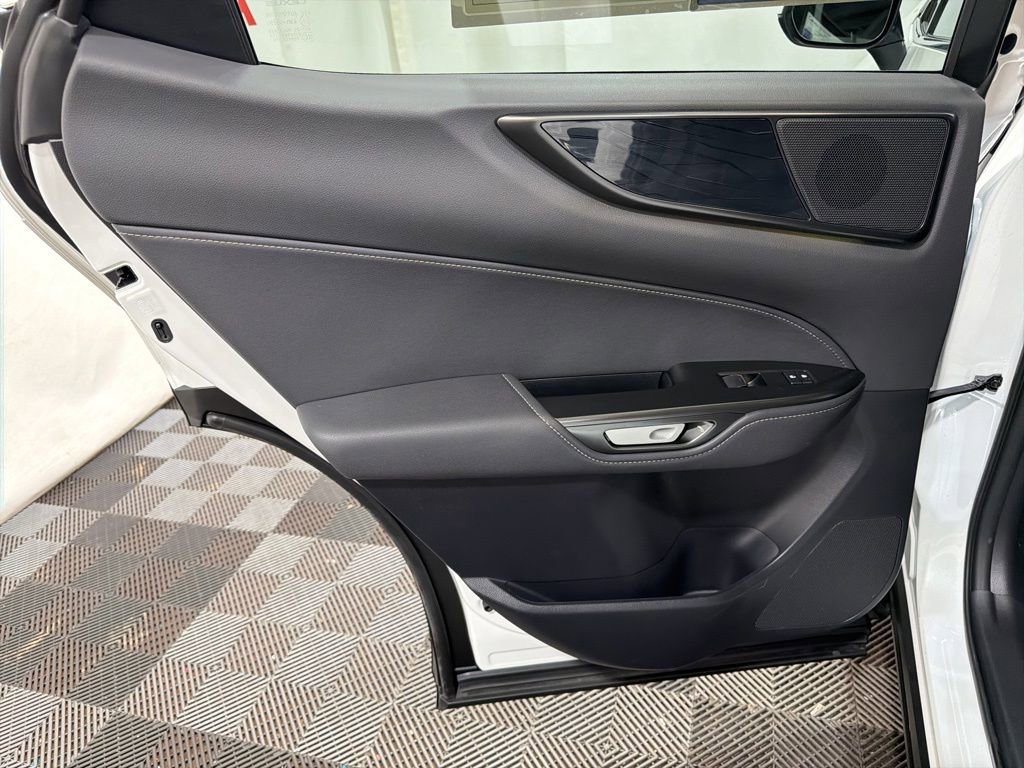 Used 2025 Lexus NX 350h AWD w/ Cold Area Package image 17