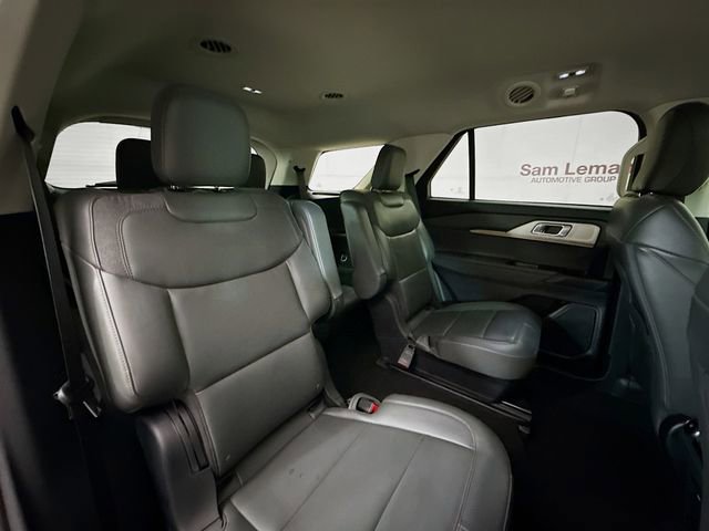 Used 2025 Ford Explorer Active w/ Active Comfort Package image 28