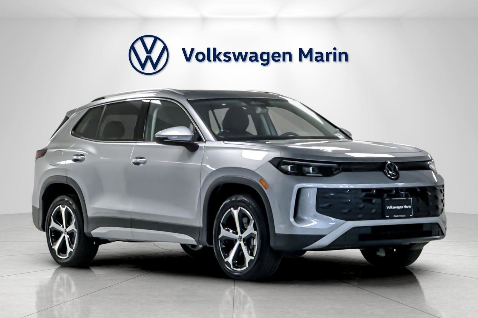 New 2025 Volkswagen Tiguan SE image 7