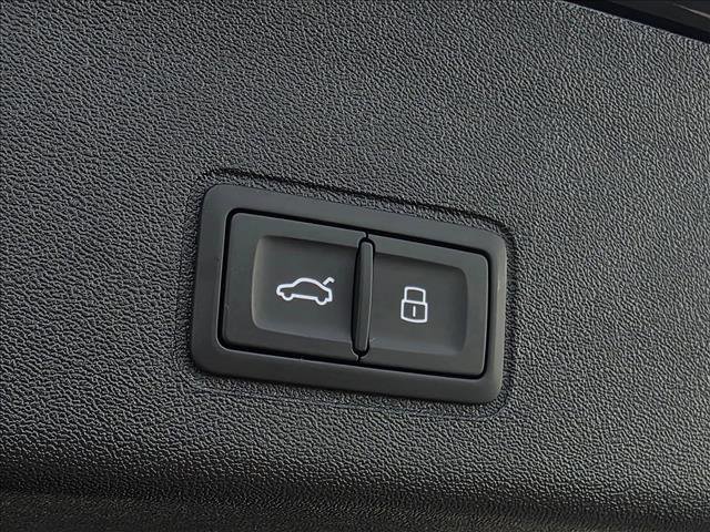 New 2026 Audi Q3 quattro 2.0T AWD/4WD image 22