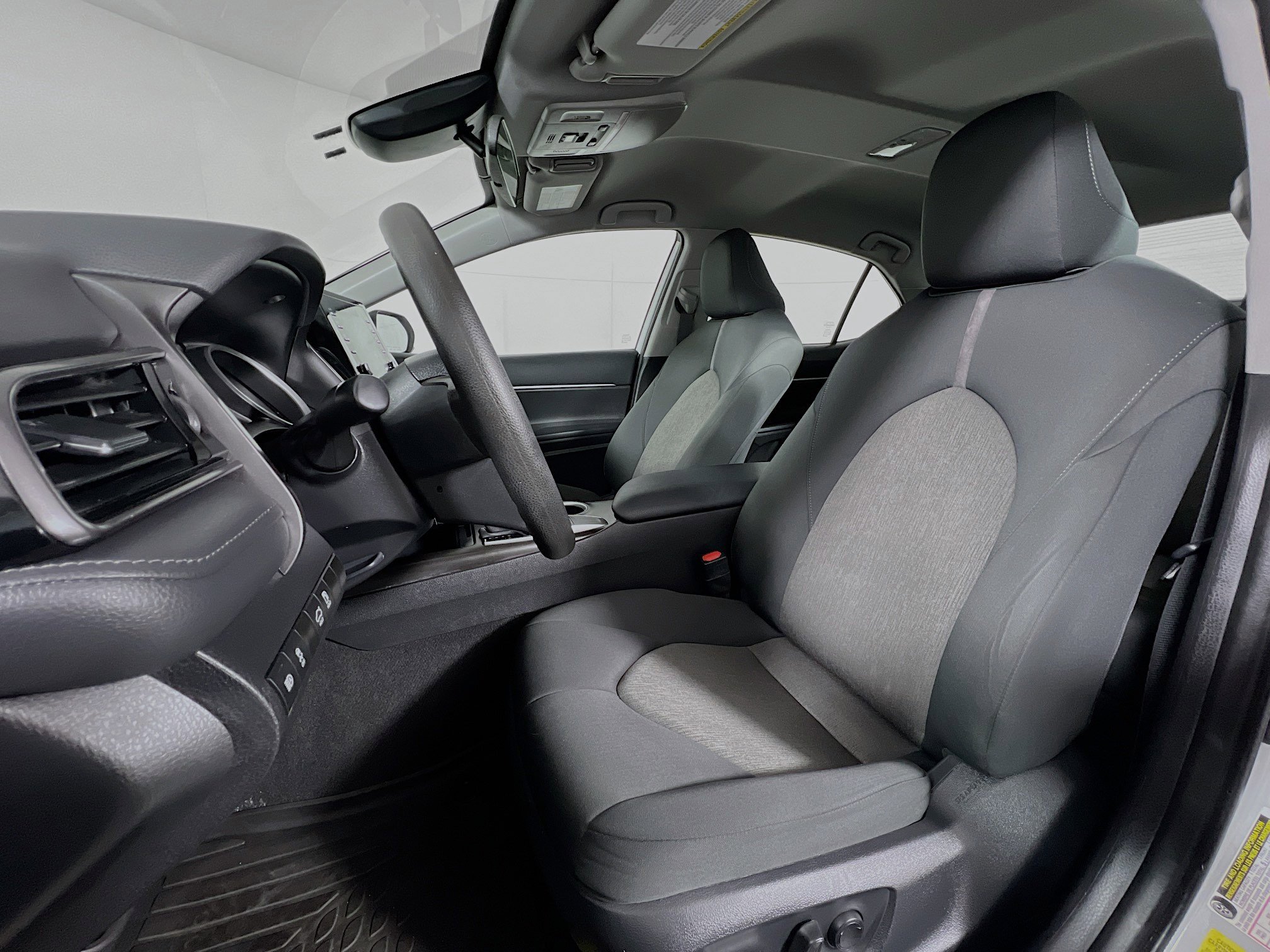 Certified 2023 Toyota Camry LE FWD image 11