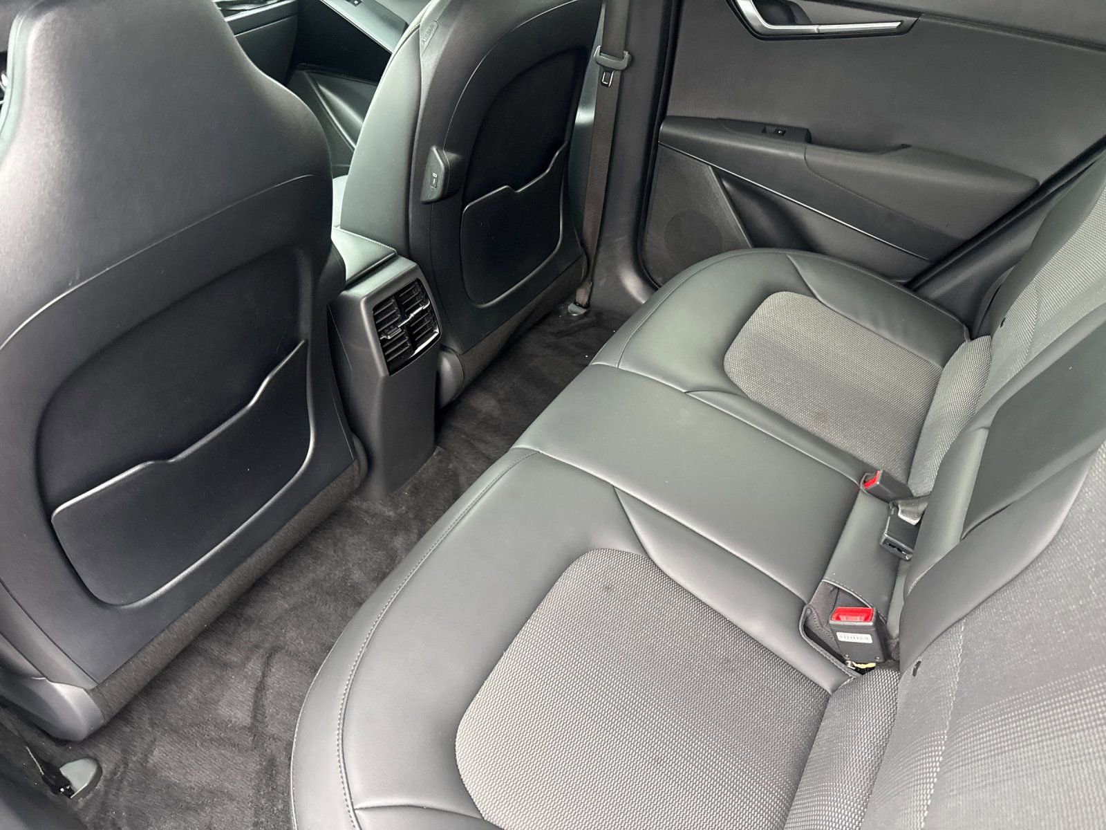 Used 2025 Kia Niro Wind image 12