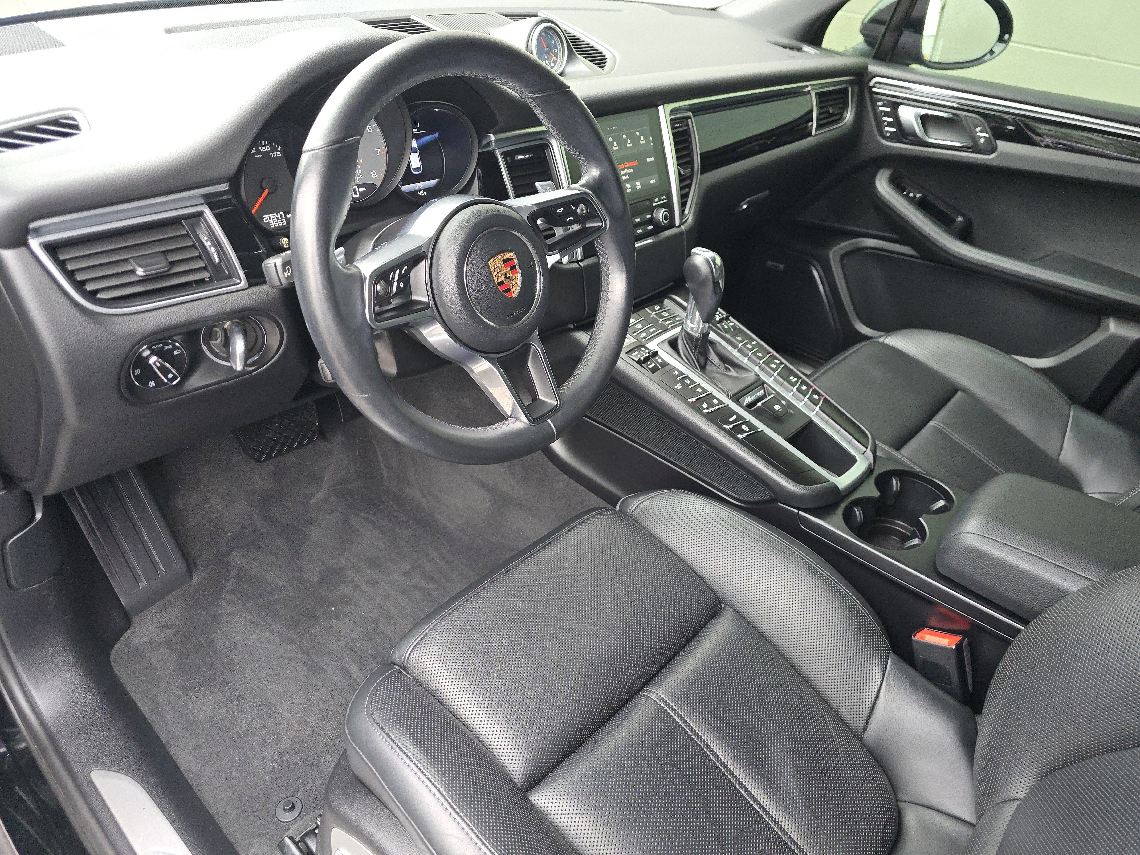 Used 2018 Porsche Macan S image 4