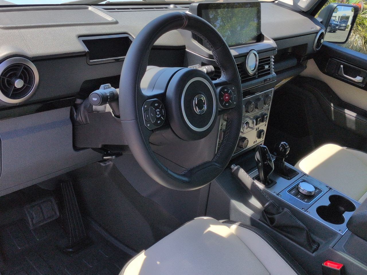 Used 2025 INEOS Grenadier AWD/4WD image 9