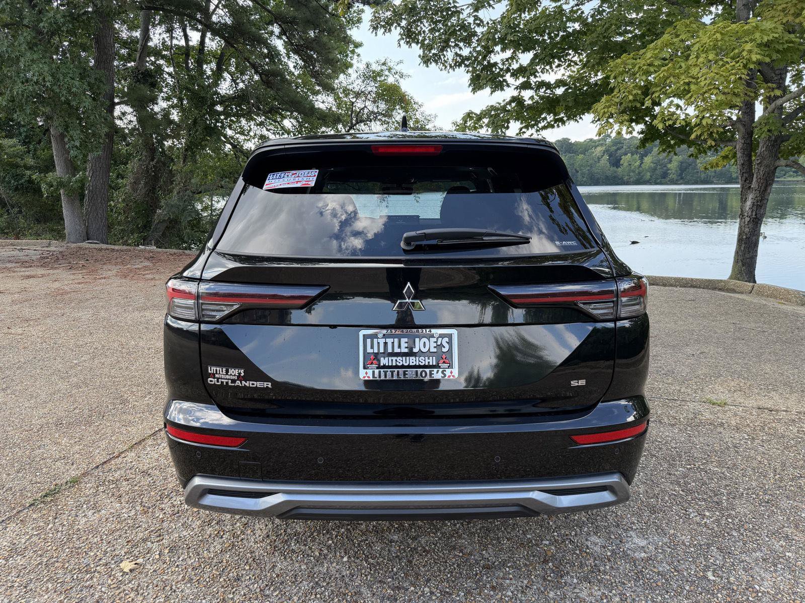 New 2026 Mitsubishi Outlander SE AWD/4WD image 4