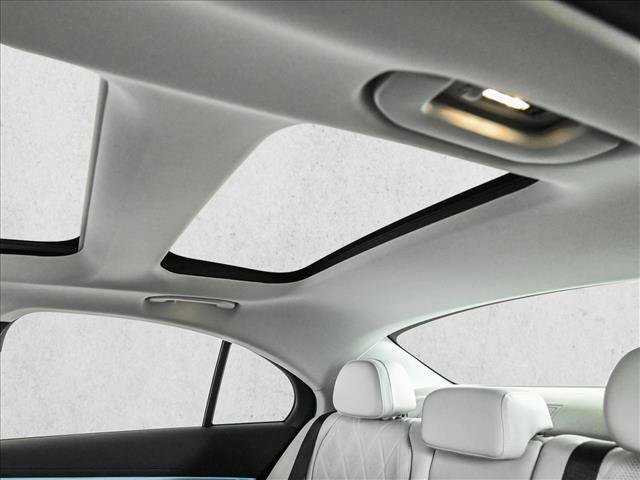 Used 2024 Mercedes-Benz E 350 4MATIC Sedan image 21