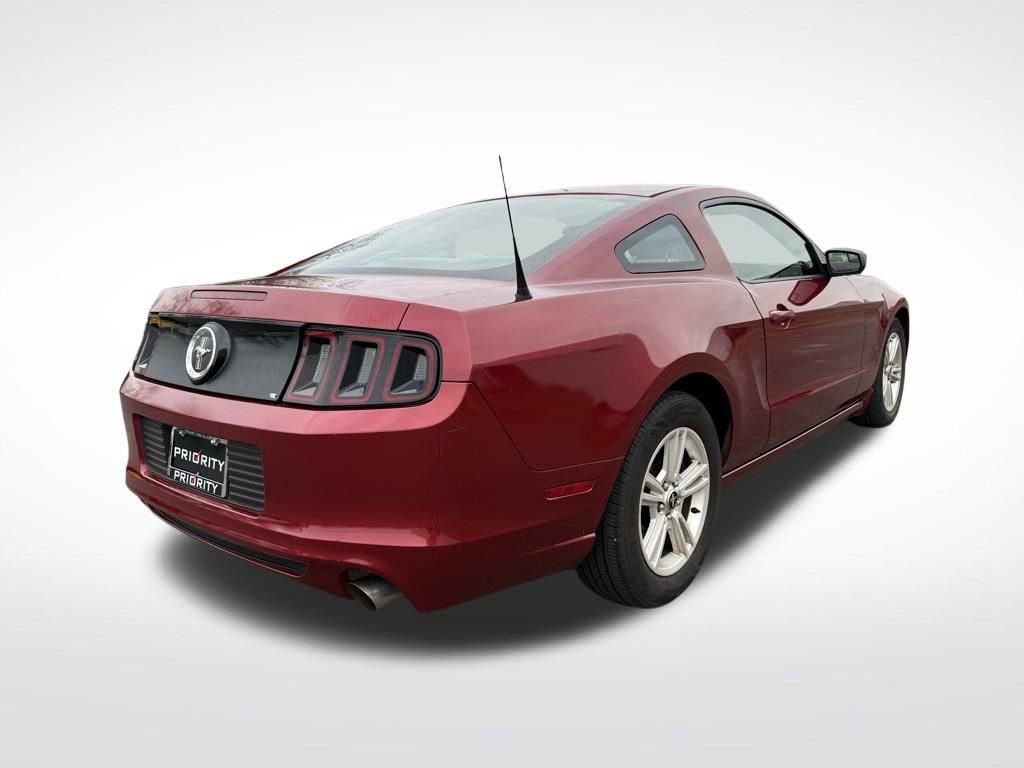 Used 2014 Ford Mustang Coupe image 5