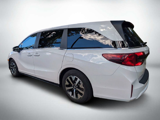 Used 2025 Honda Odyssey EX-L image 5