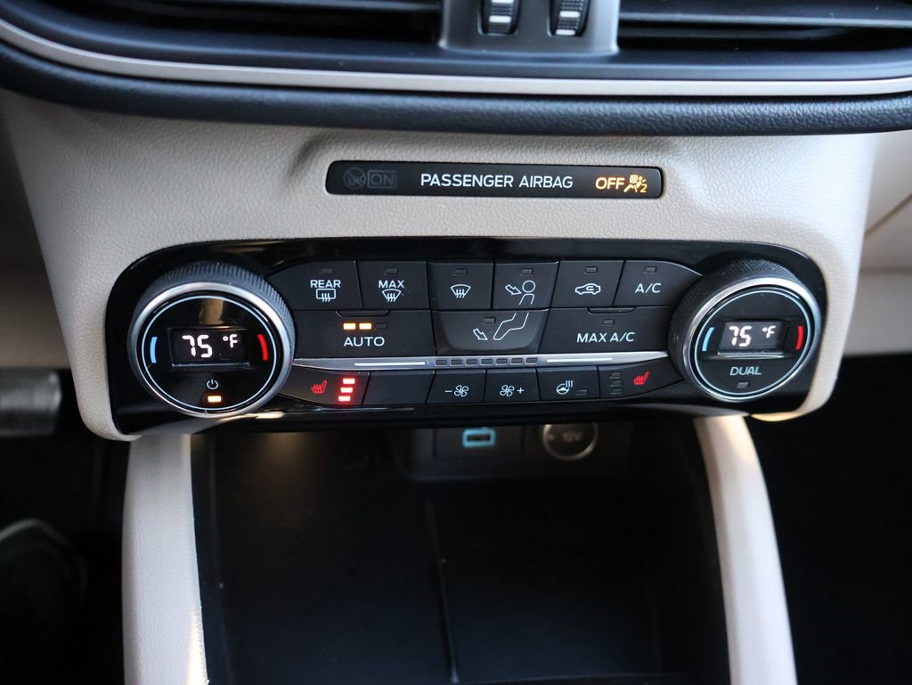 Used 2021 Ford Escape SEL image 29