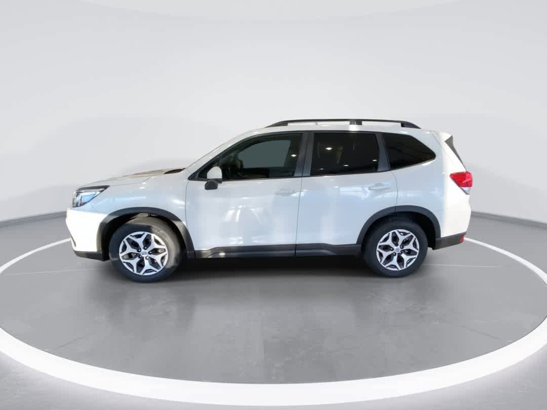 Used 2020 Subaru Forester Premium AWD/4WD image 5