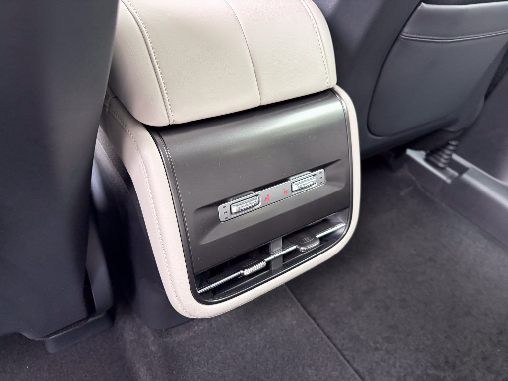 New 2026 Lincoln Nautilus Reserve w/ Jet Appearance Package AWD/4WD image 53