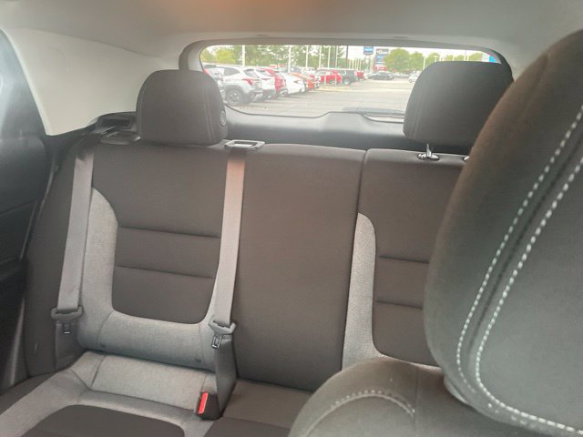 Used 2023 Chevrolet TrailBlazer LT w/ Convenience Package FWD image 9