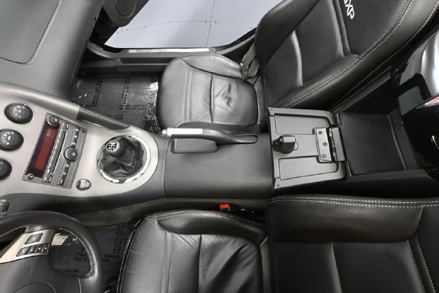 Used 2008 Pontiac Solstice GXP w/ Premium Package RWD image 25