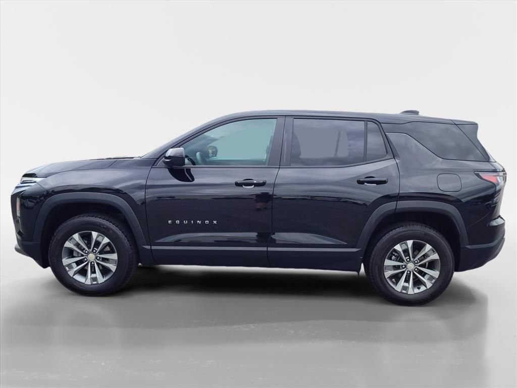 Used 2026 Chevrolet Equinox LT AWD/4WD image 2