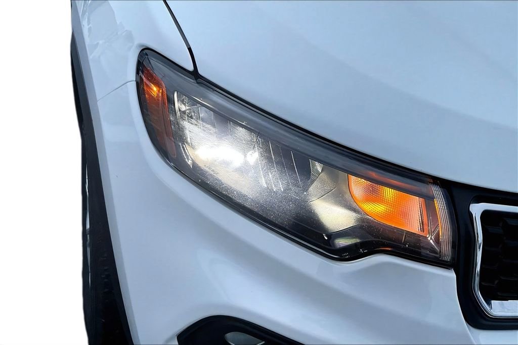 Used 2024 Jeep Compass Latitude image 27