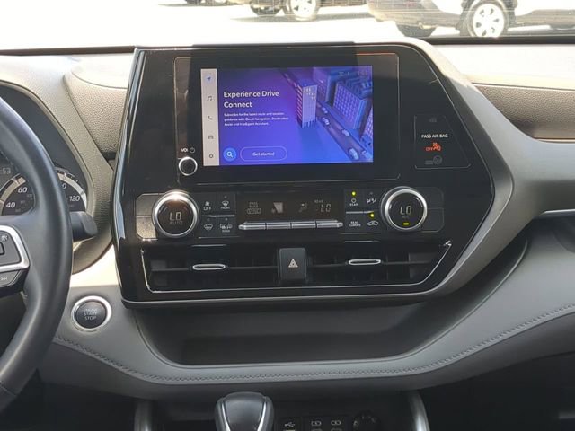 Certified 2024 Toyota Highlander LE image 18