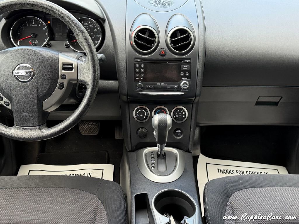 Used 2011 Nissan Rogue SV image 18