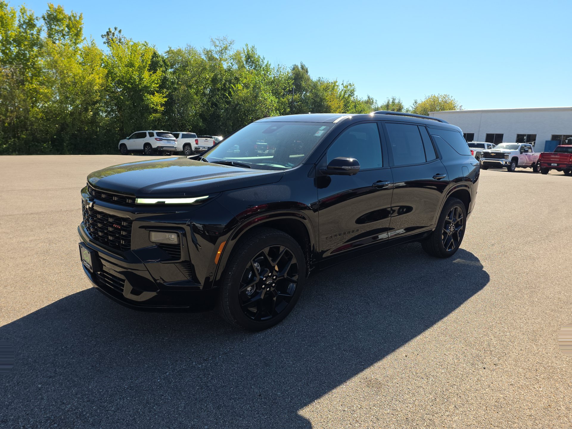 Used 2026 Chevrolet Traverse RS FWD image 4