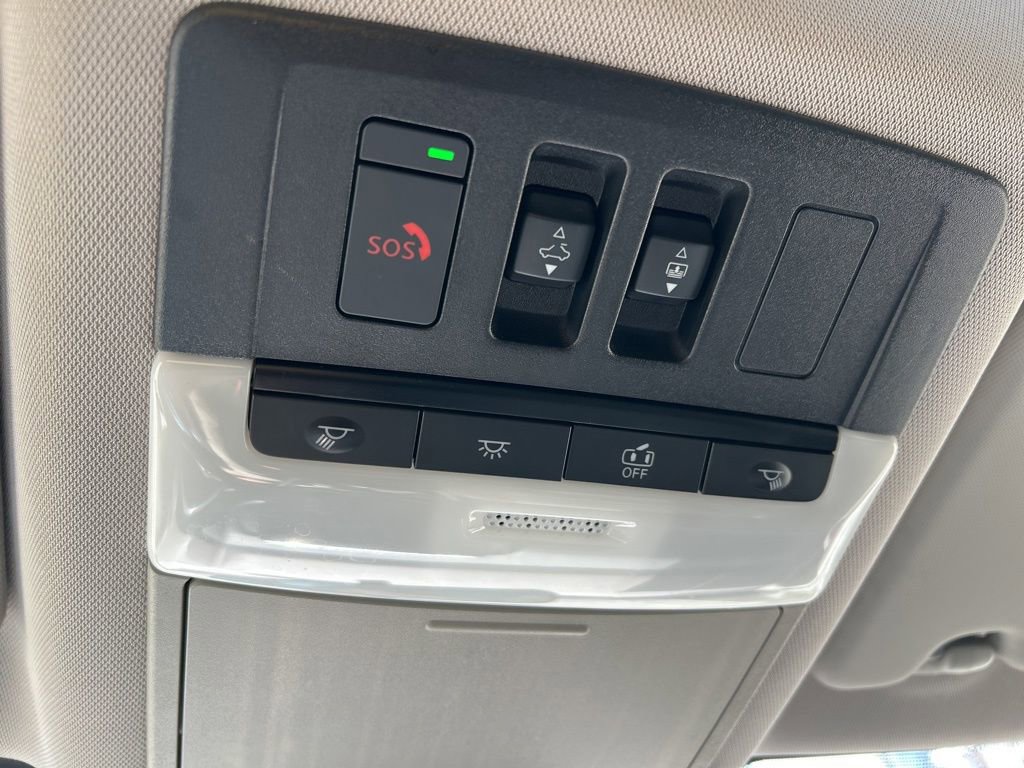 Used 2021 Nissan Rogue SV w/ Premium Package AWD/4WD image 40