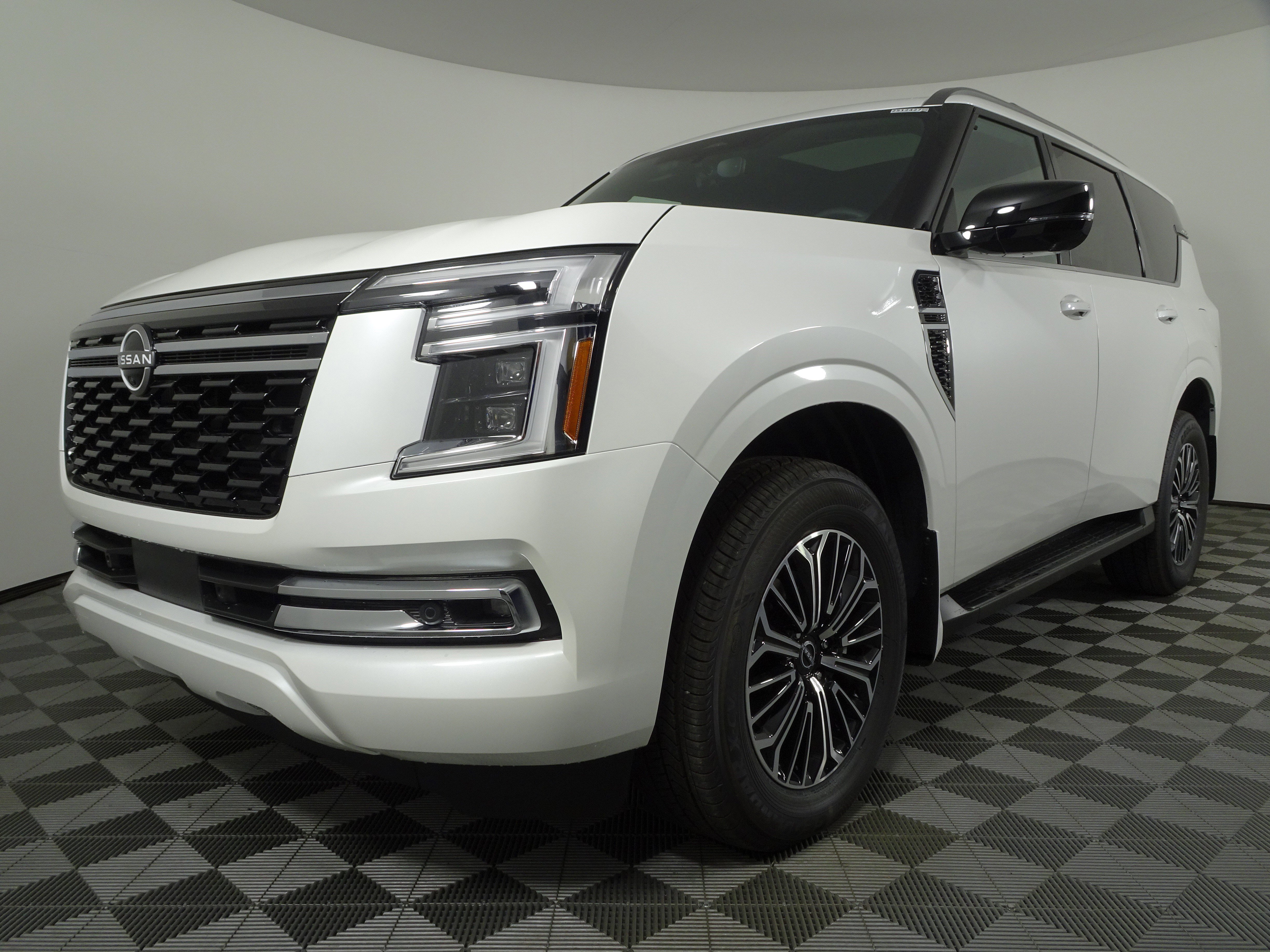 New 2026 Nissan Armada Platinum image 14