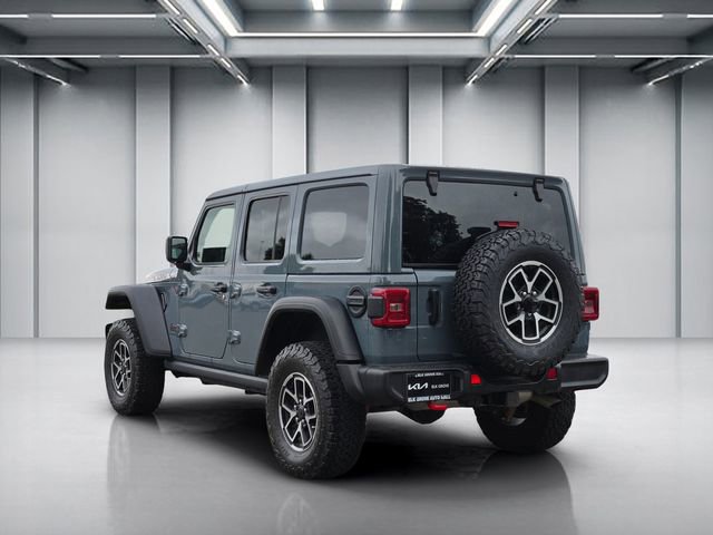 Used 2024 Jeep Wrangler Unlimited Rubicon w/ Technology Group AWD/4WD image 6