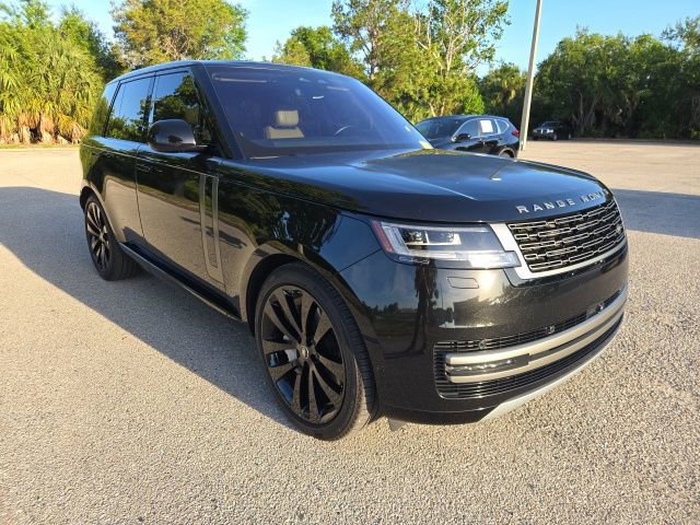 Used 2023 Land Rover Range Rover SE AWD/4WD image 7