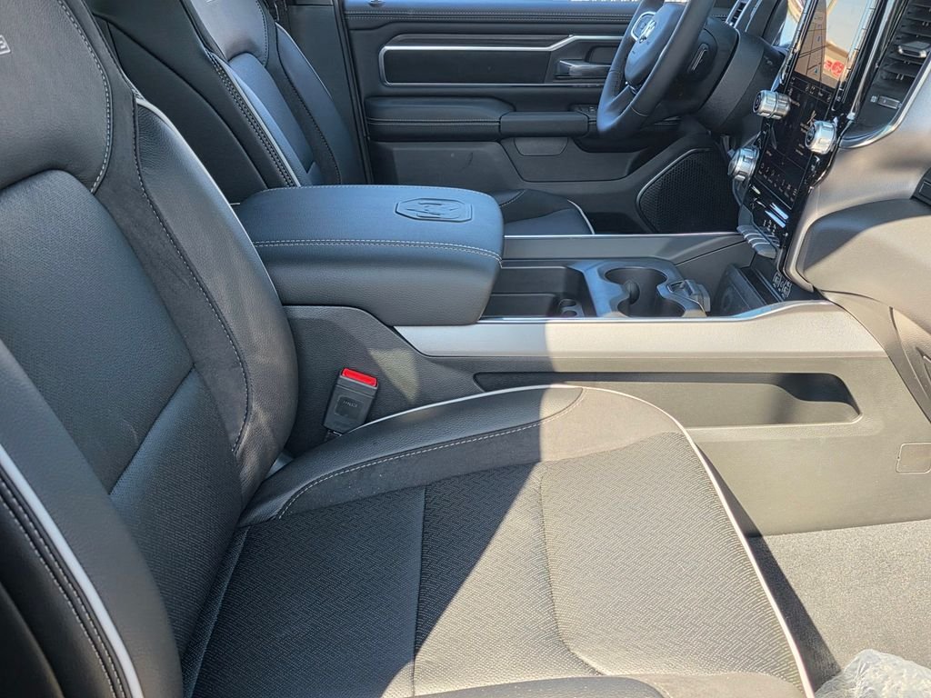 New 2026 RAM 1500 Laramie w/ Sport Appearance Package AWD/4WD image 12