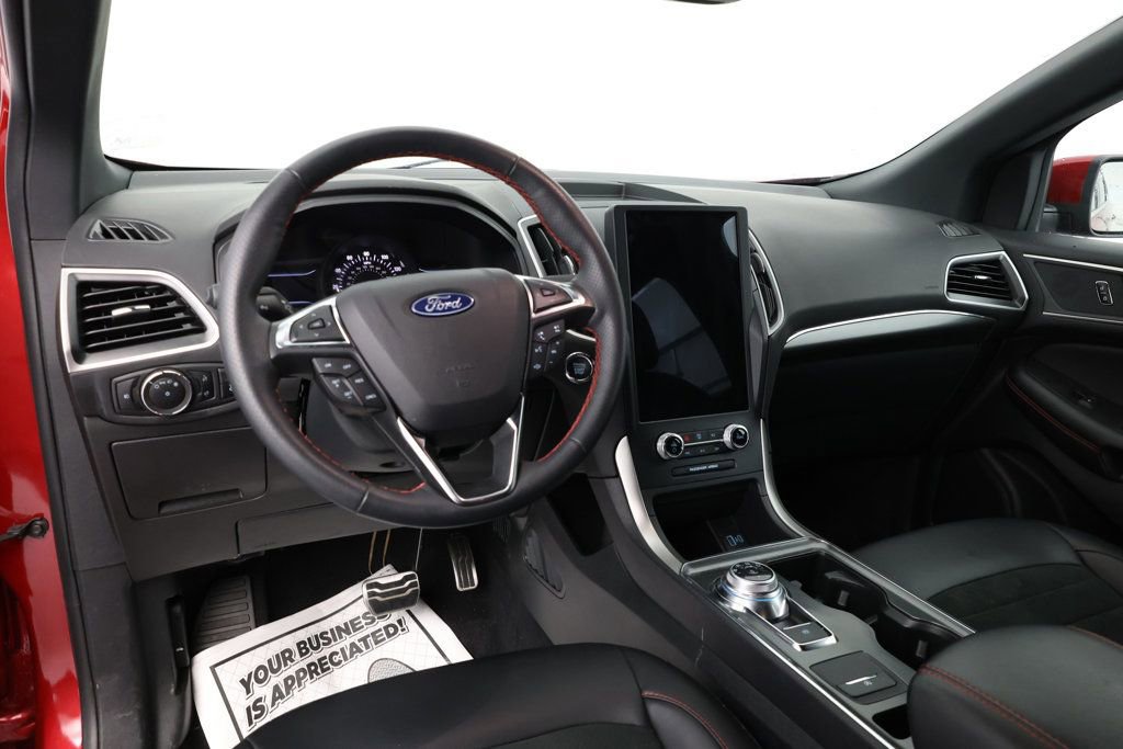 Used 2023 Ford Edge ST-Line image 8
