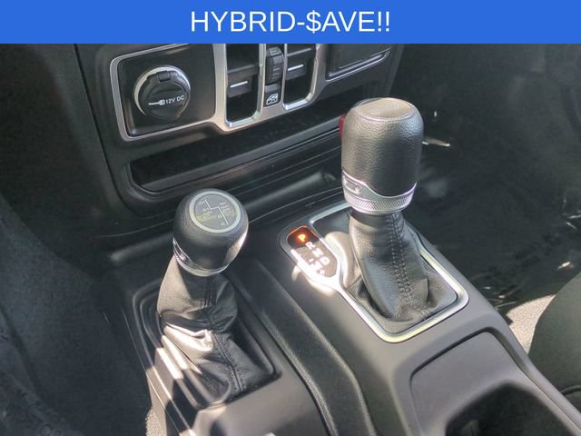 Used 2023 Jeep Wrangler Unlimited w/ Cold Weather Group AWD/4WD image 24