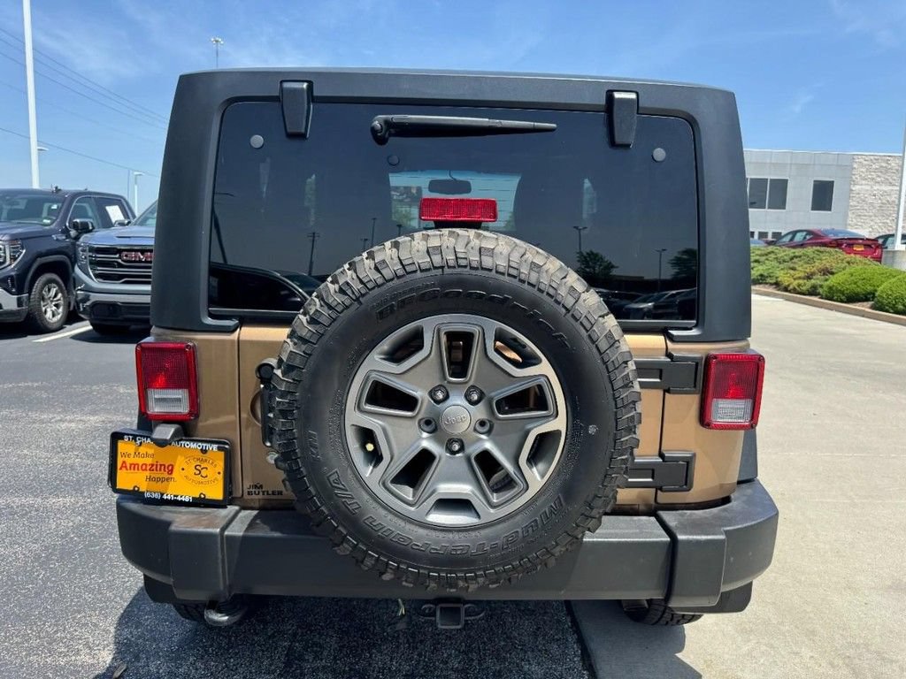 Used 2015 Jeep Wrangler Rubicon w/ Dual Top Group AWD/4WD image 4