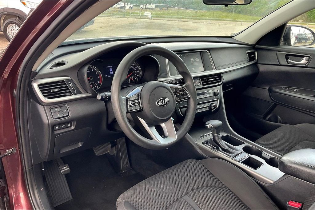 Used 2020 Kia Optima LX image 14