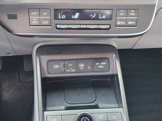 Certified 2025 Hyundai Kona SEL AWD/4WD image 14