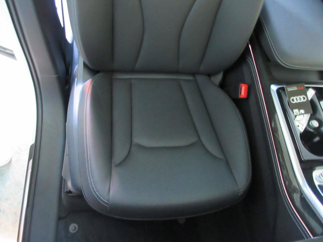 Used 2025 Audi Q7 3.0T Premium Plus w/ Premium Plus Package AWD/4WD image 28
