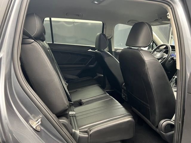Used 2023 Volkswagen Tiguan SE image 54